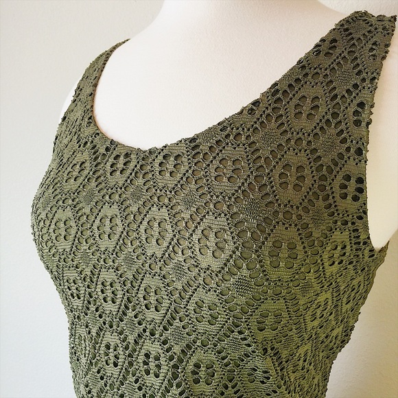 Olive green lace dressy top - Picture 5 of 8